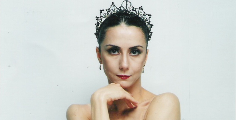 Wearingtwogowns Takes the Gauntlet.  And kills&nbsp;it.